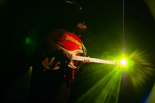 Hassan Hajdi du groupe Ange. photo ©2023 Lionel Gibaudan
