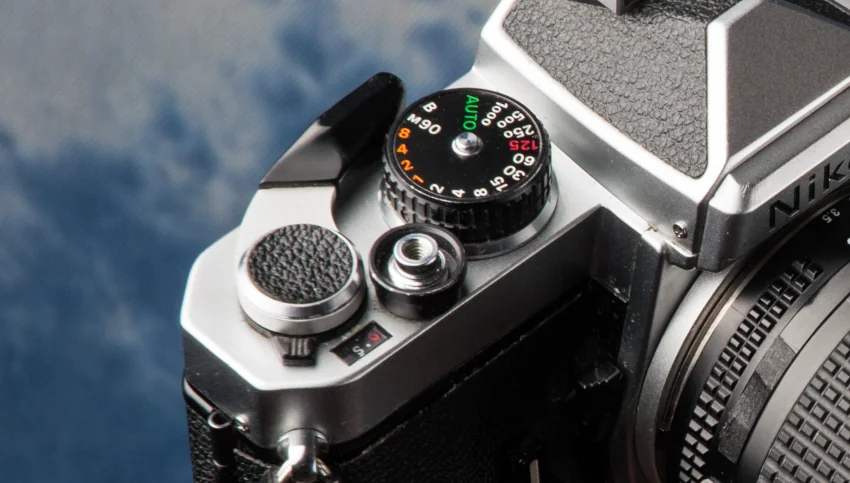 Boitier vintage Nikon FE.photo ©2023 Lionel Gibaudan